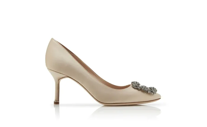 Women Dress Shoes Manolo Blahnik HANGISI 70 Champagne Satin Jewel Buckle Pumps Women Dress Shoes Manolo Blahnik HANGISI 70 Champagne Satin Jewel Buckle Pumps