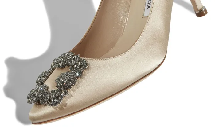 Women Dress Shoes Manolo Blahnik HANGISI 70 Champagne Satin Jewel Buckle Pumps Women Dress Shoes Manolo Blahnik HANGISI 70 Champagne Satin Jewel Buckle Pumps