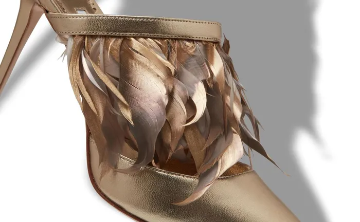 Women Dress Shoes Manolo Blahnik IGINIAGOLD Gold Nappa Leather Feather Detail Mules Women Dress Shoes Manolo Blahnik IGINIAGOLD Gold Nappa Leather Feather Detail Mules