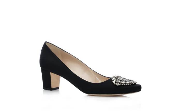Women Dress Shoes Manolo Blahnik OKKATO Black Crpe De Chine Jewel Buckle Pumps Women Dress Shoes Manolo Blahnik OKKATO Black Crpe De Chine Jewel Buckle Pumps