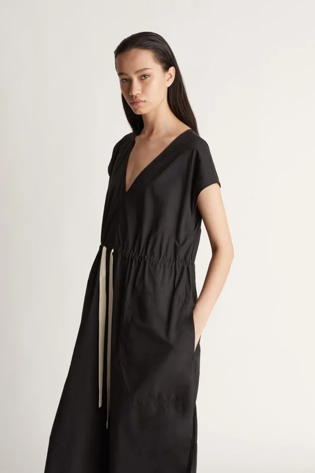 Women Dresses Lee Mathews LM Poplin V Neck Dress Black