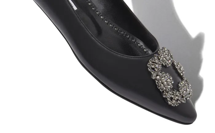 Women Flats Manolo Blahnik HANGISIFLAT Black Calf Leather Jewel Buckle Flat Shoes Women Flats Manolo Blahnik HANGISIFLAT Black Calf Leather Jewel Buckle Flat Shoes