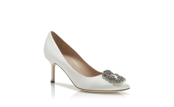 Women Hangisi Manolo Blahnik HANGISI 70 White Satin Jewel Buckle Pumps