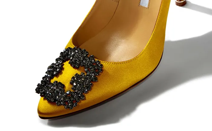 Women Hangisi Manolo Blahnik HANGISI Yellow Satin Jewel Buckle Pumps Women Hangisi Manolo Blahnik HANGISI Yellow Satin Jewel Buckle Pumps