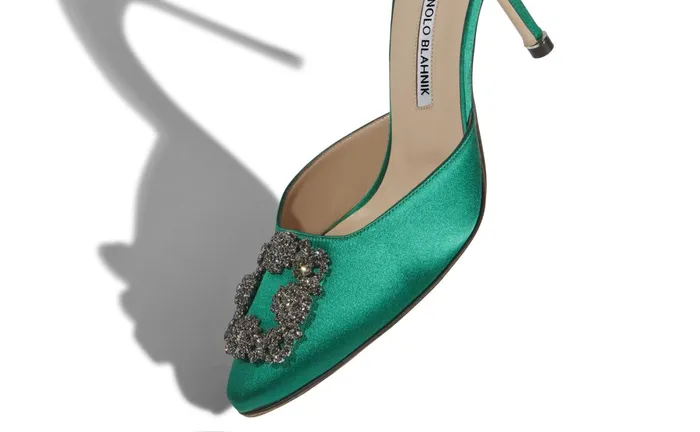 Women Hangisi Manolo Blahnik HANGISIMU Green Satin Jewel Buckle Mules Women Hangisi Manolo Blahnik HANGISIMU Green Satin Jewel Buckle Mules