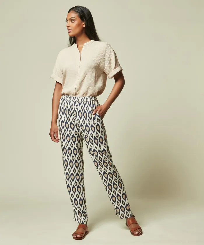 Women Hartford Pants Pang Pants With Navy And Beige Ikat Print