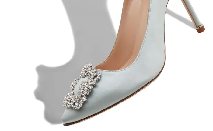 Women High Heels Manolo Blahnik HANGISI 90 Pale Green Satin Jewel Buckle Pumps Women High Heels Manolo Blahnik HANGISI 90 Pale Green Satin Jewel Buckle Pumps
