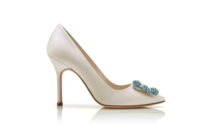 Women High Heels Manolo Blahnik HANGISI BRIDE White Satin Jewel Buckle Pumps Women High Heels Manolo Blahnik HANGISI BRIDE White Satin Jewel Buckle Pumps