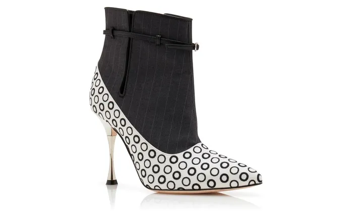 Women High Heels Manolo Blahnik ORZUELO Black White And Grey Wool Shoe Booties Women High Heels Manolo Blahnik ORZUELO Black White And Grey Wool Shoe Booties
