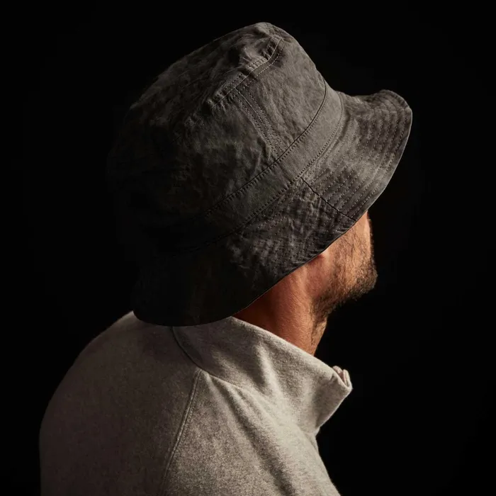 WomenMen Hats James Perse Cotton Metal Poplin Bucket Hat Carbon Pigment