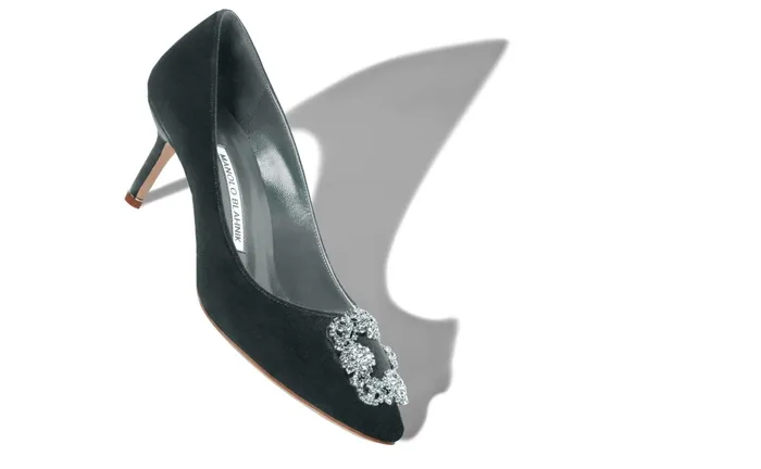 Women Mid Heels Manolo Blahnik HANGISI VELVET 70 Dark Green Velvet Jewel Buckled Pumps Women Mid Heels Manolo Blahnik HANGISI VELVET 70 Dark Green Velvet Jewel Buckled Pumps