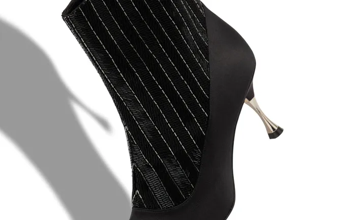 Women Mid Heels Manolo Blahnik ZUELANA Black Satin And Sequin Shoe Booties Women Mid Heels Manolo Blahnik ZUELANA Black Satin And Sequin Shoe Booties