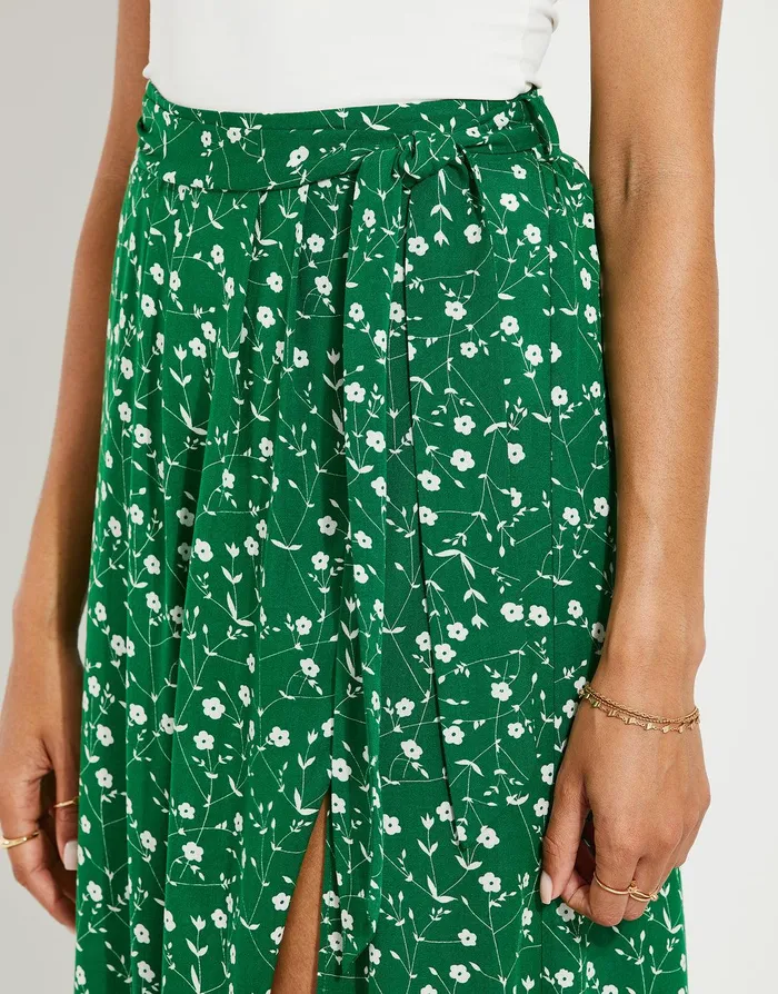 Women Petite Green Ditsy Floral Print Wrap Midi Skirt Green Threadbare Skirts Women Petite Green Ditsy Floral Print Wrap Midi Skirt Green Threadbare Skirts
