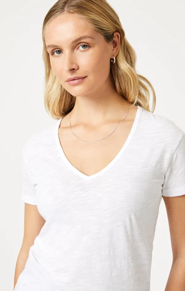 Women VNeck TShirt In White Mavi Jeans Tops and TShirts