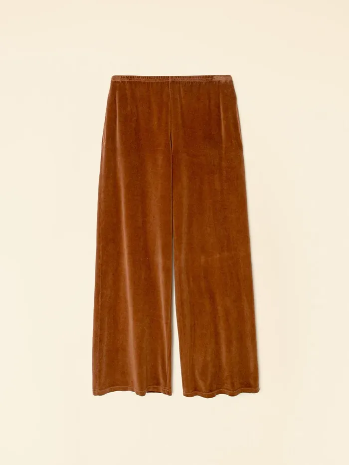 XRENA Brown Sugar Mavis Velour Sweatpant Women Sweats and Tees XRENA Brown Sugar Mavis Velour Sweatpant Women Sweats and Tees