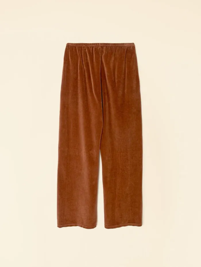 XRENA Brown Sugar Mavis Velour Sweatpant Women Sweats and Tees XRENA Brown Sugar Mavis Velour Sweatpant Women Sweats and Tees