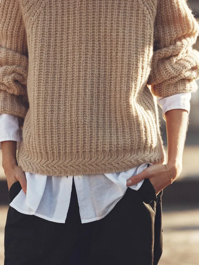 XRENA Cream Ice Landrey Sweater Women Sweaters and Jackets