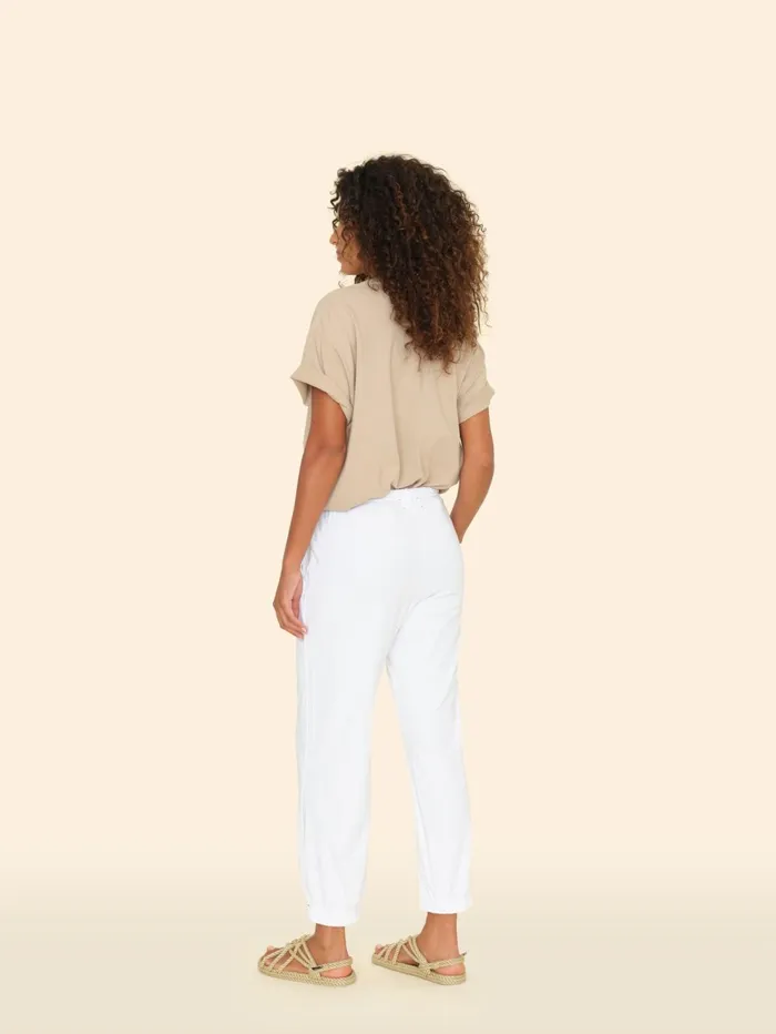 XRENA White Crispin Pant Women Sweats and Tees XRENA White Crispin Pant Women Sweats and Tees